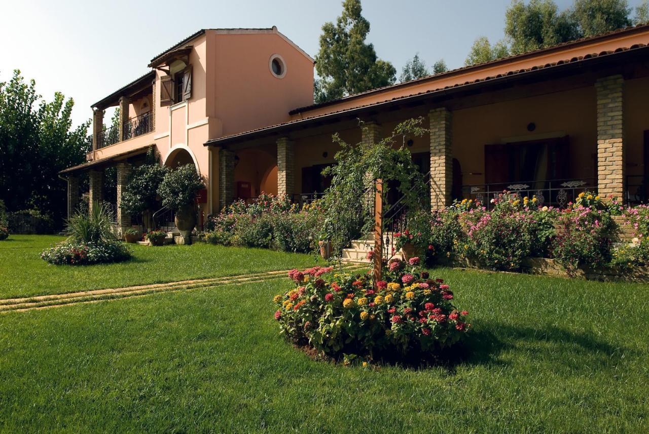Corfu Club Apartments Γουβιά Εξωτερικό φωτογραφία